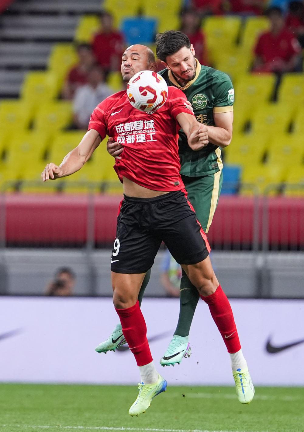 孔蒂：上赛季我们的夺冠出乎意料，这赛季的目标是全力卫冕（孔蒂：上季夺冠出人意料，本季全力冲击卫冕）