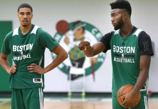 孔蒂：我承担全部责任，但每个人都不能只想自己的小菜园（孔蒂：责任我来扛，但大家不能只顾自家一亩三分地）