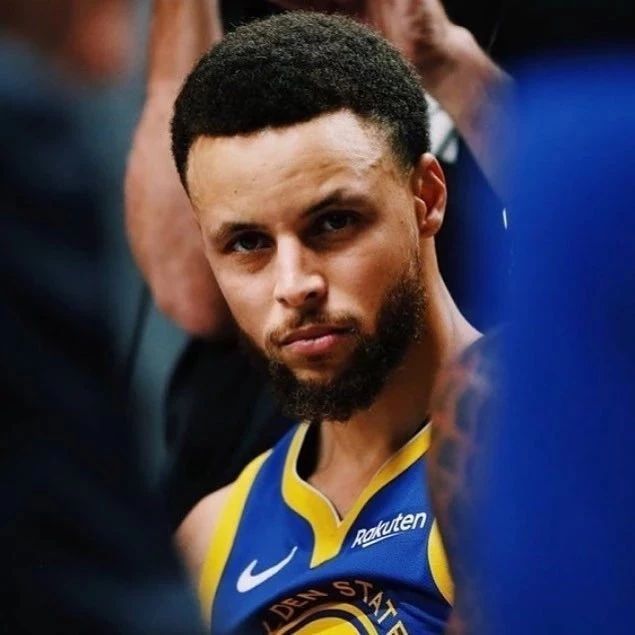 瓦塞尔半场表现低迷，数据统计不佳（瓦塞尔半场发挥不佳，数据惨淡）