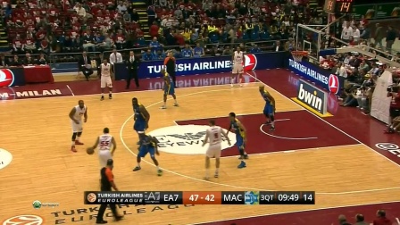 巴尔德佩尼亚斯谈首秀：会把落场球衣放房间里，用以提醒自己（巴尔德佩尼亚斯谈处子战：把比赛球衣放在房间里，时刻鞭策自己）