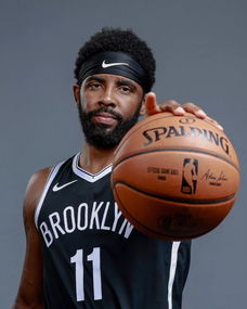 马克西的全面表现，成为球队的关键人物（马克西全能发挥，成球队核心力量）