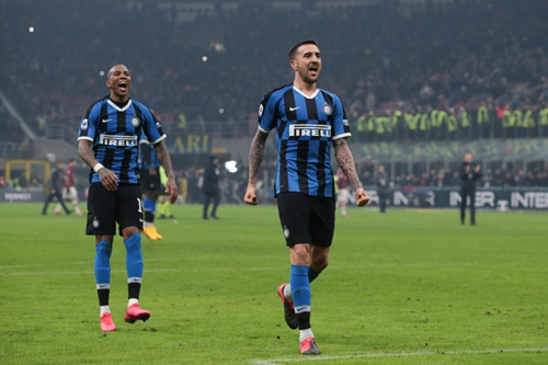 燃尽！景菡一高效12中9砍24+6+5，仍难扭转四川0胜（拼尽全力！景菡一12投9中砍下24分6板5助，四川仍未取得赛季首胜）