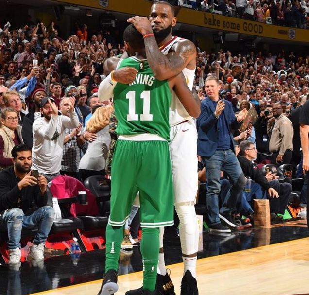 国脚关键传球完成制胜球（国脚送出关键一传助攻制胜）