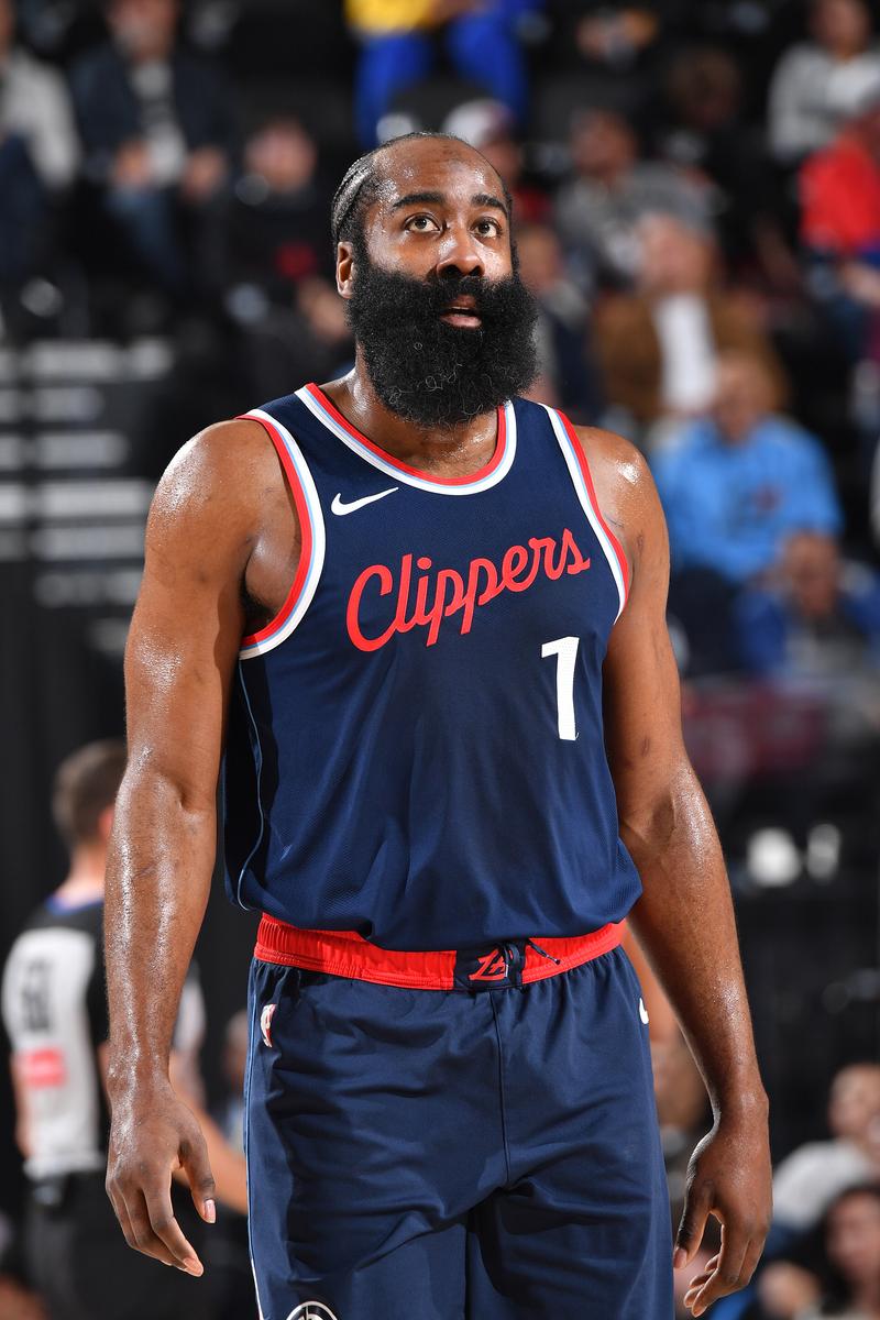 世界足球格局发生变化（全球足坛版图重塑）