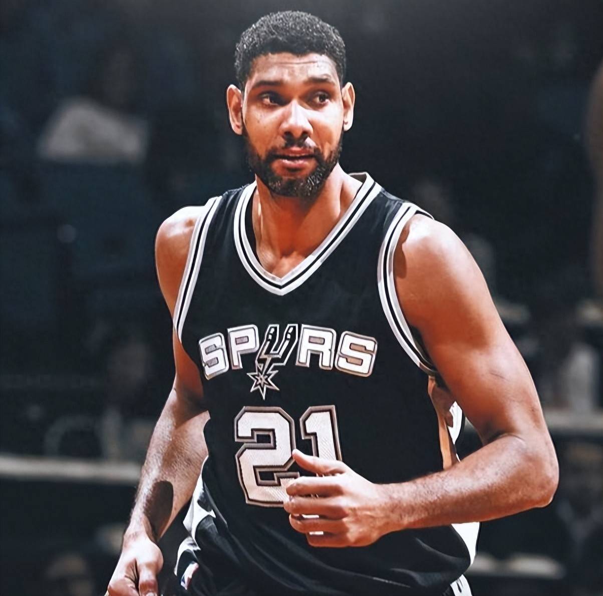 意媒：斯帕莱蒂想买中场，目标弗拉泰西、泽林斯基或法乔利（意媒：斯帕莱蒂寻求中场补强，瞄准弗拉泰西、泽林斯基与法乔利）