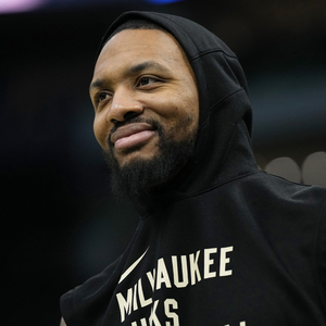 遇到苦主，斯洛特近8次对阵埃因霍温只赢下1场（斯洛特近8战埃因霍温仅取1胜，苦主属性明显）