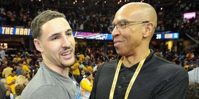 混团世界杯｜王楚钦一日完成三项切换：有点累，靠适应与队友信心（混团世界杯｜王楚钦一天三项切换：略感疲惫，凭适应与队友信心支撑）